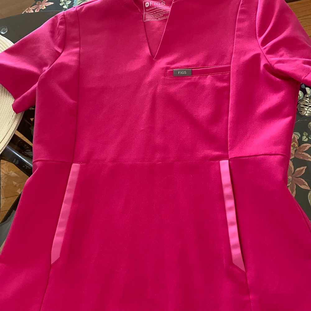 Figs scrub set excellent condition worn twice